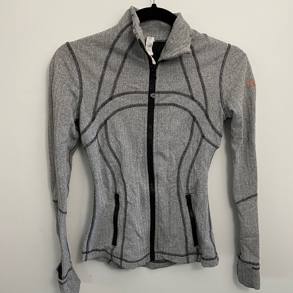 Lululemon Zip Up Jacket Branded Size 4